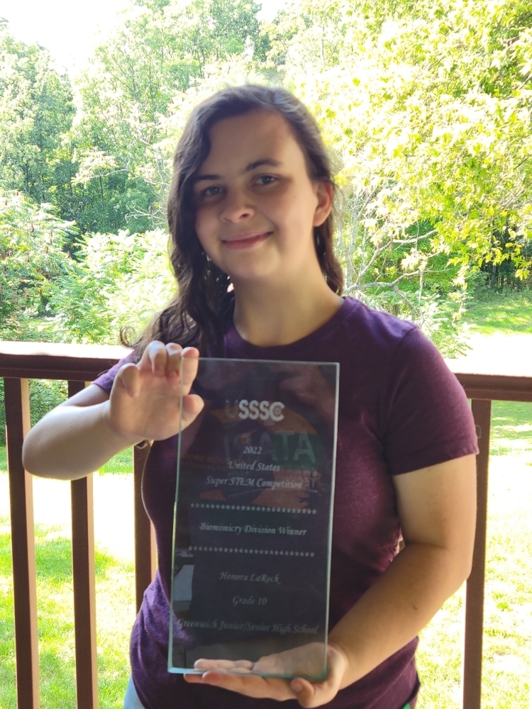 Honora LaRock Wins Biomimicry Division at the 2022 US Super STEM Competition!